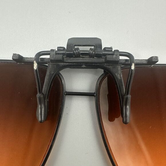 Vintage BlueBlocker Aviator Clip-on Sunglasses High Resolution Black Metal Frame - Picture 3 of 5